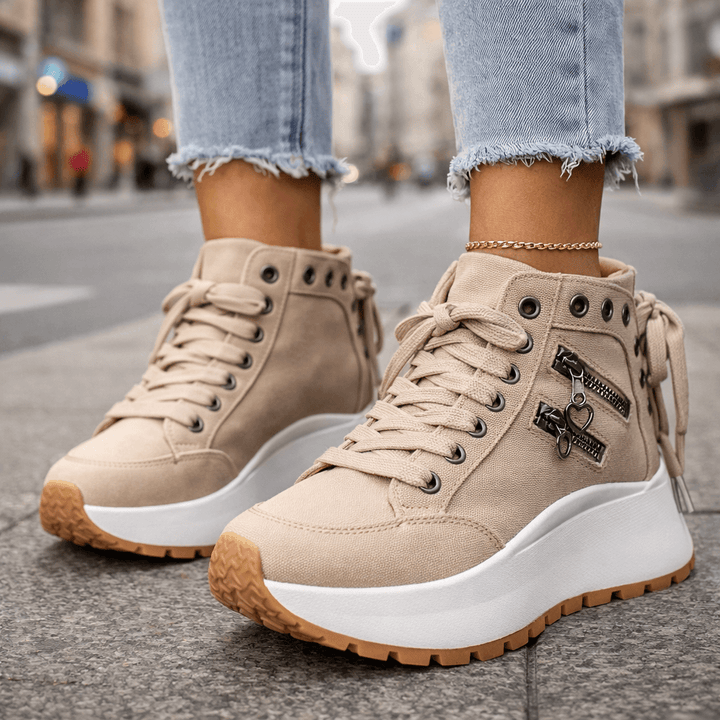 Novo Chunk Sneakers