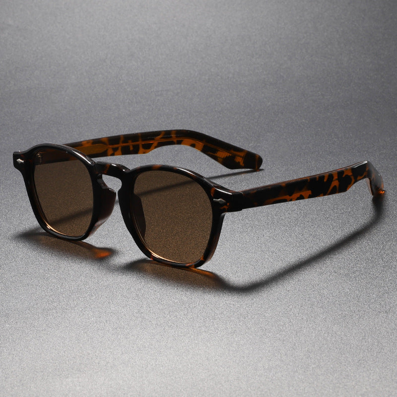 Nero Square Sunglasses