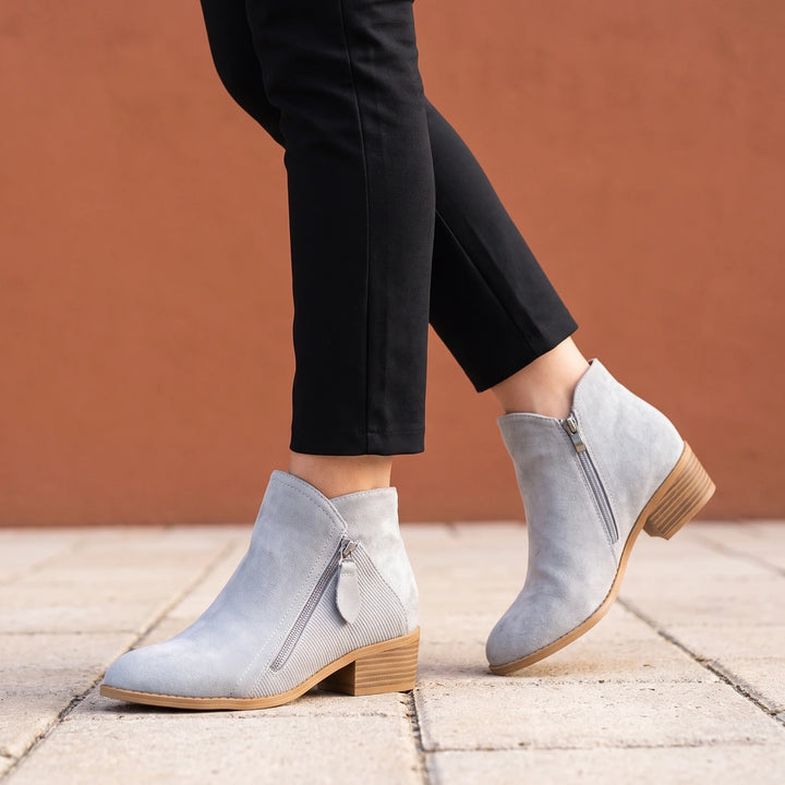 Alba Leather Wide Toe Orthopedic Ankle Boots - Gray