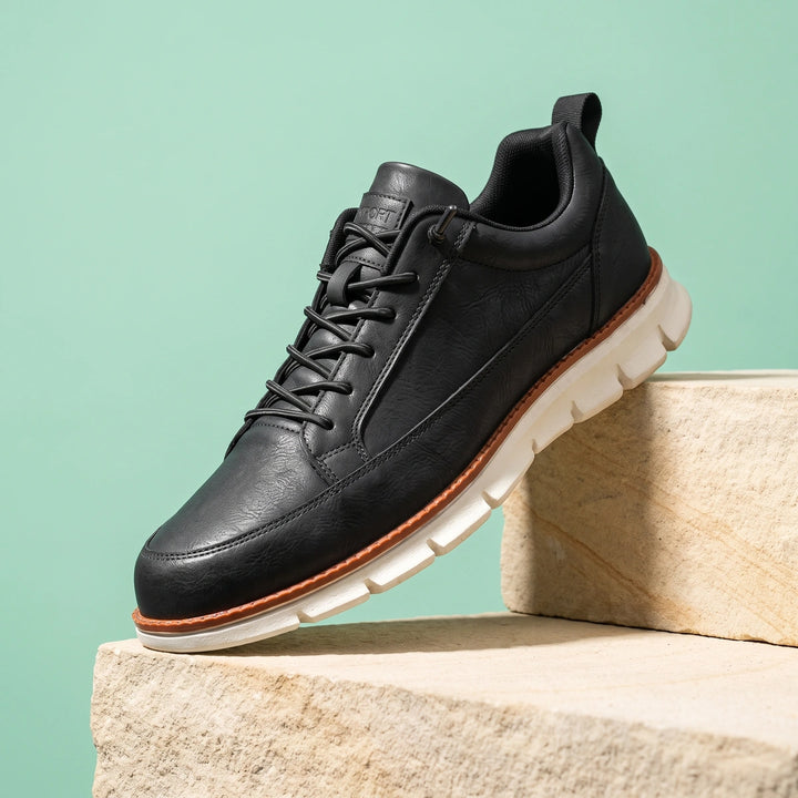 Einar Leather Toggle Lace Cushioned Walking Shoes - Black