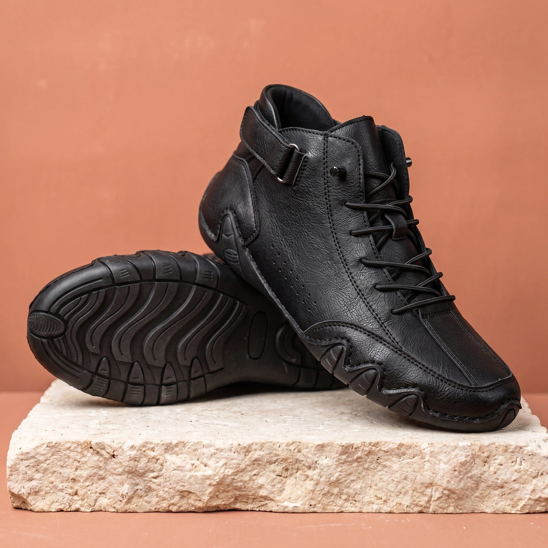 Leonardo Leather Wavy Sole High Top Sneakers - Black