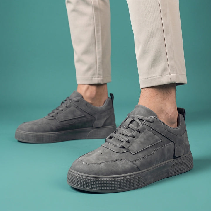 Wayne Cloud Cushioned Low Top Sneakers - Gray